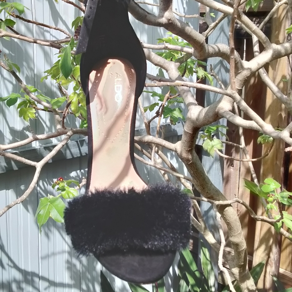 ALDO "Lalisa" Black Fur-Trim Ankle Strap Heels - Picture 2 of 3